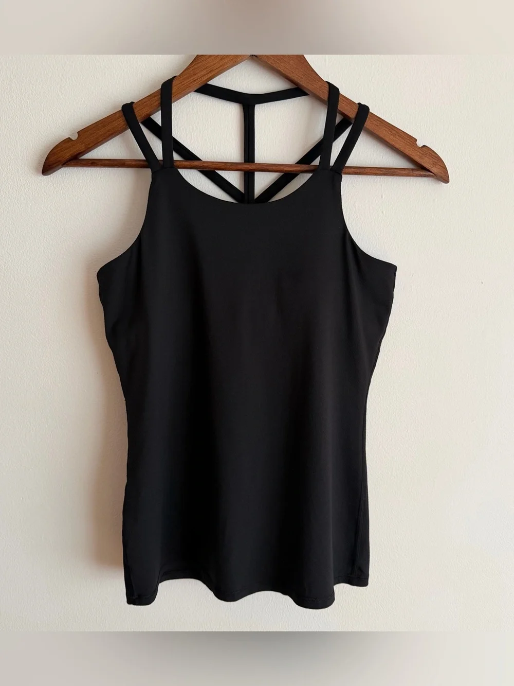 Ivivva Lululemon Black Strappy Back Athletic Tank Shelf Bra Girls 14 Women’s XS